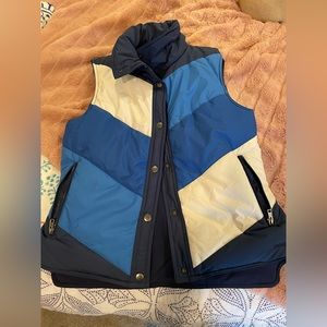 Patagonia women’s reversible vest
